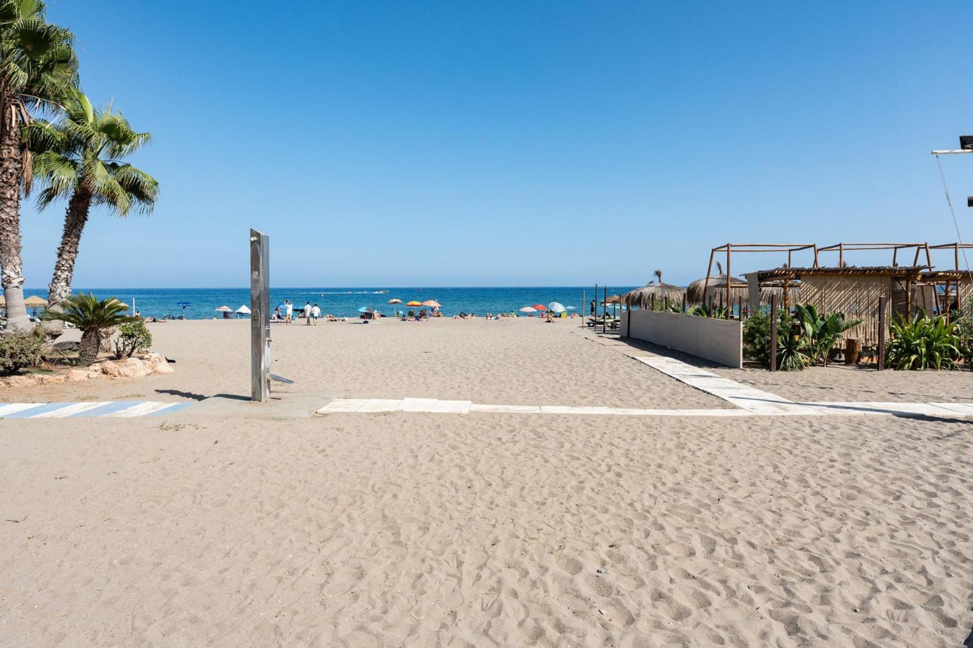 Malagasuite Las Palmeras Torremolinos Esterno foto