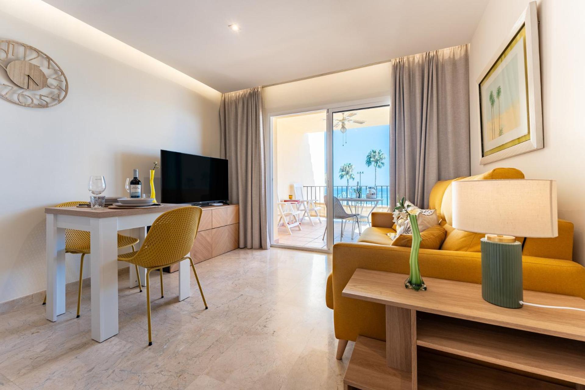 Malagasuite Las Palmeras Torremolinos Esterno foto